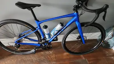 Giant gravel bike&Road bike, View more
