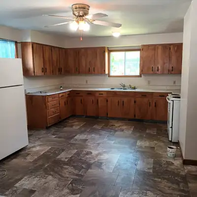 Apartment for rent right in the heart of New Glasgow. Walking distance to the Hospital, Movie theatr...