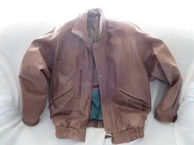 If ad still up -item hasn't sold. Send telephone number with email if interested. Man's Brown Leathe...