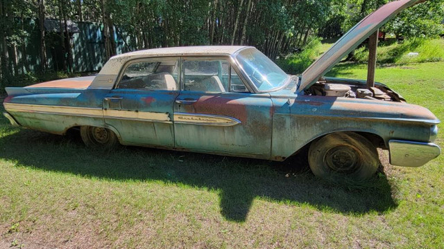 1961 Monarch Richelieu for sale in Classic Cars in Edmonton - Image 3