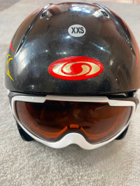 Solomon Skii helmet sizi XXS and goggles