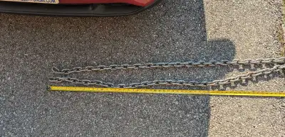 For is a 12ft chain in excellent condition. Please view the photos as they are part of the descripti...