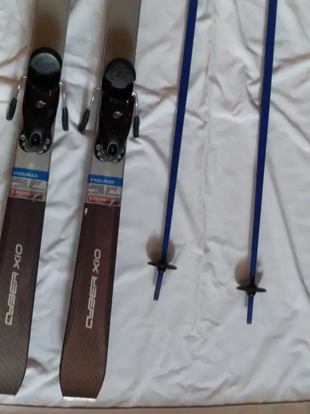 SKIS ALPINS in Ski in Longueuil / South Shore - Image 4