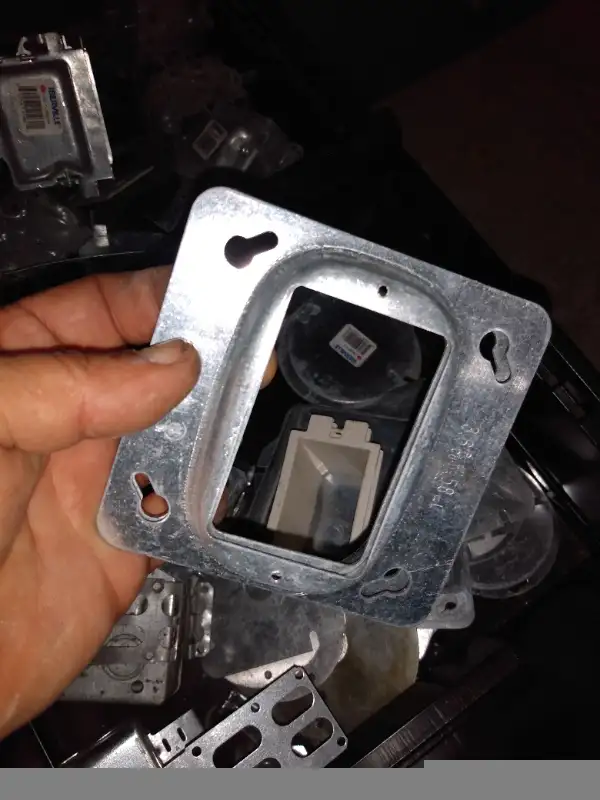 BX electric boxes for steel studs in Electrical in Moncton - Image 11