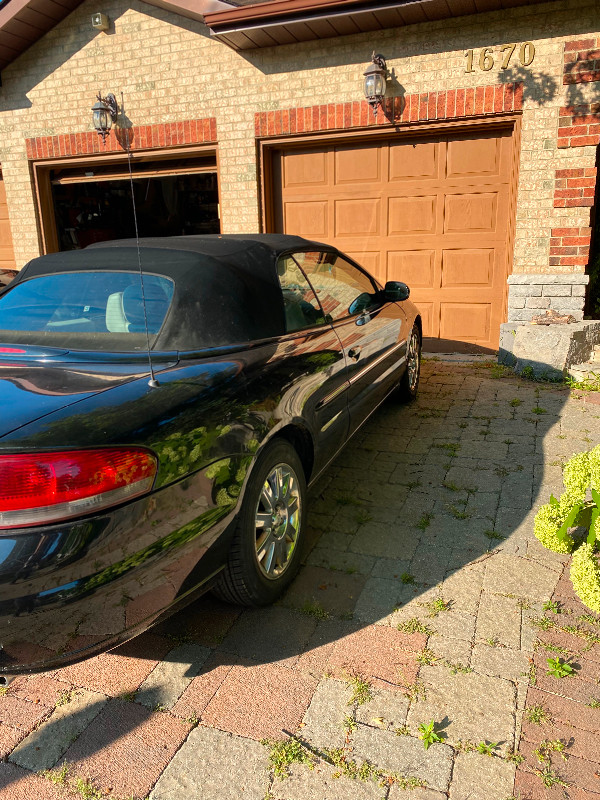 Chrysler Sebring limited  convertible black 2004 in Cars & Trucks in City of Toronto