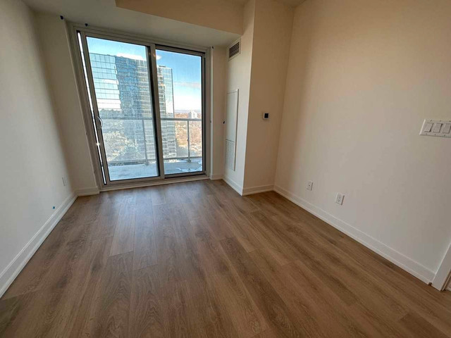 Exciting Rental Opportunity at Ksquare Condo!  1 Bedroom + 1 in Long Term Rentals in City of Toronto - Image 4
