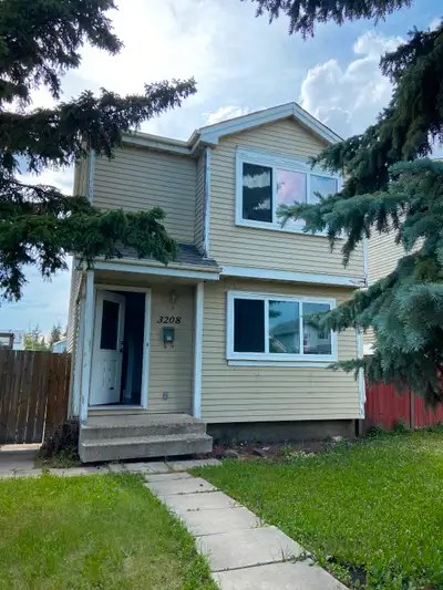 FOR RENT 2 story single family home for rent ($2000 full house)