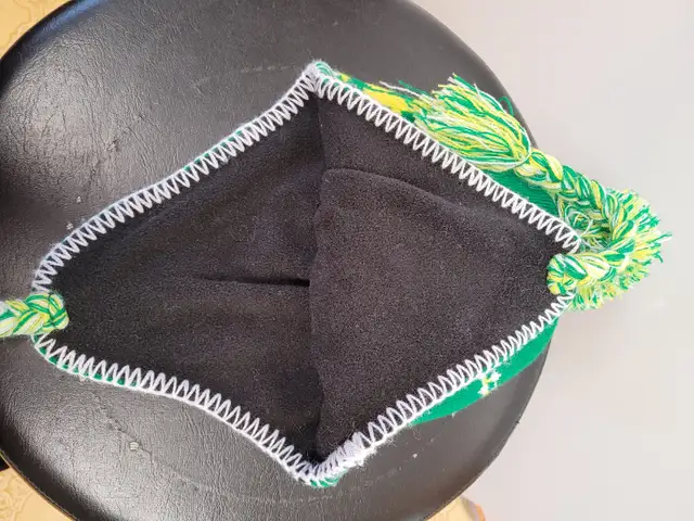 Cape Breton Winter Hat With Ear Flaps & Tassels in Other in Dartmouth - Image 4