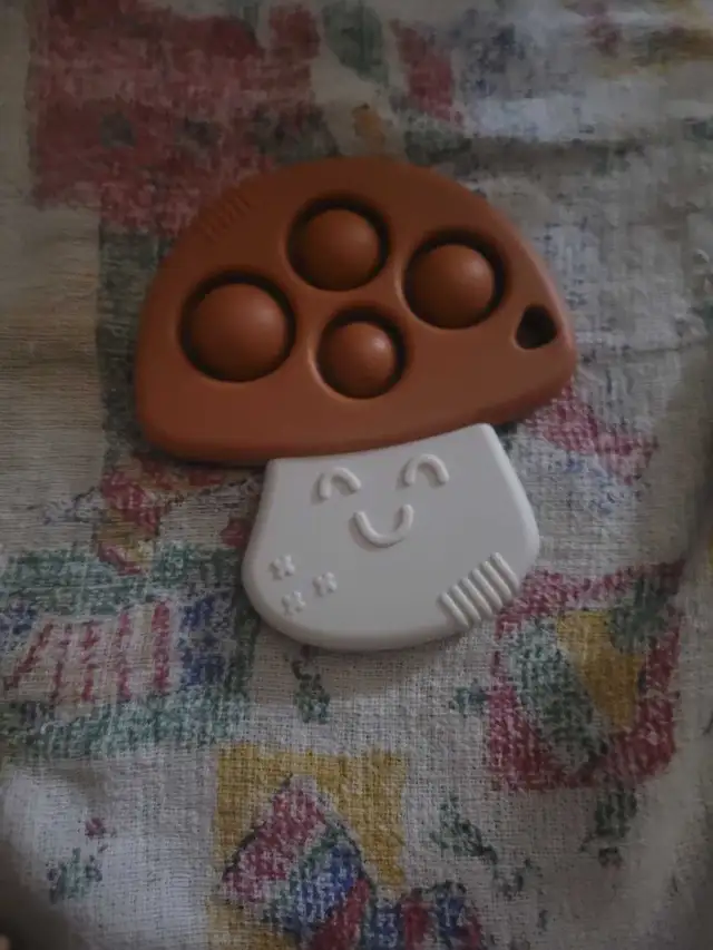 Itzy Ritzy Itzy Pop Mushroom teether.