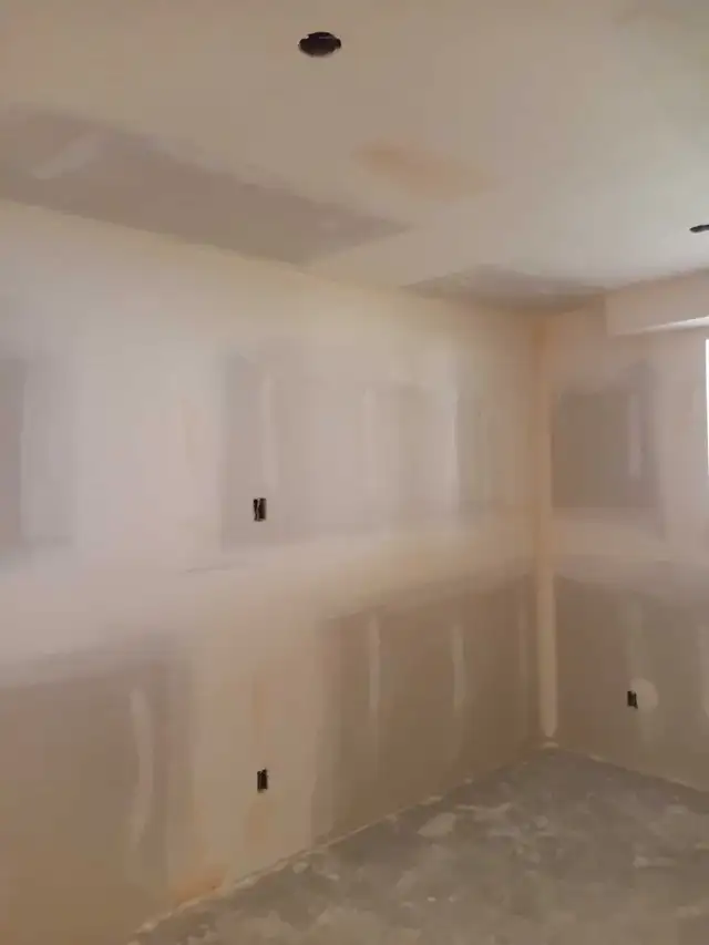 DRYWALL MUD AND TAPE520323859040839681