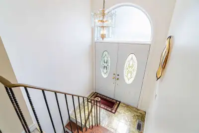 House for Rent in Malton Upper Floor Only 3 bedrooms 1 washroom 1 living room 1 kitchen Balcony Yard...