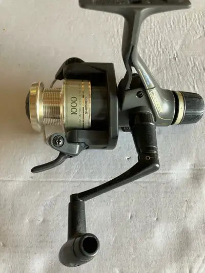 Shimano 1000 Fishing Reel , View more