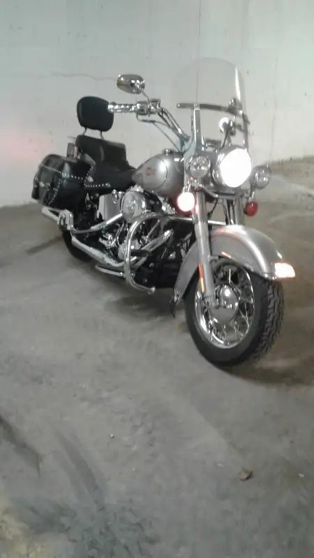 2007 Harley-Davidson Heritage Softail Classic in Street, Cruisers & Choppers in Windsor Region - Image 2