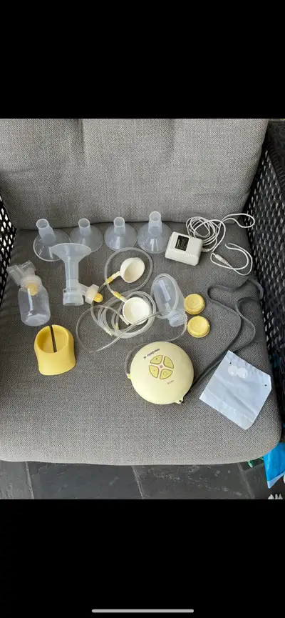 Medela swing baby breast pump. Purchased from Toys R Us. Selling for $50. Price is firm.