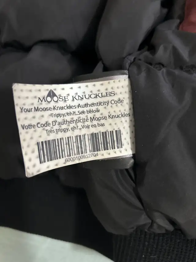  moose knuckles jacket in Men's in Kitchener / Waterloo - Image 3