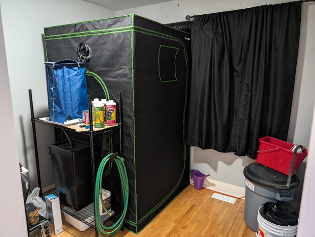 Grow Tent Complete Setup – Autopot watering system included in Outdoor Tools & Storage in Oshawa / Durham Region