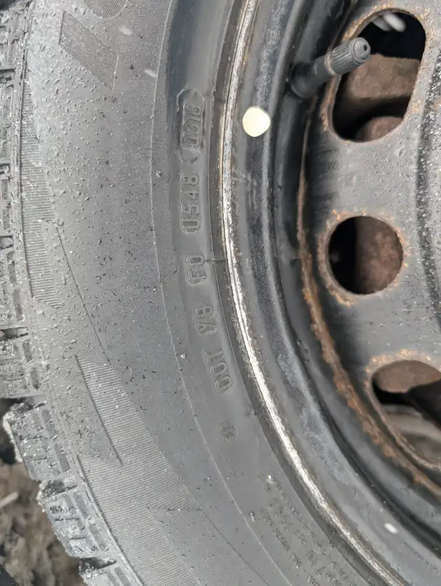 Mazda Winter Tires on Rims 205/60/R16 in Tires & Rims in Markham / York Region - Image 3