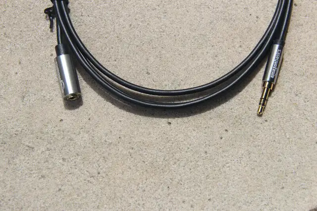 3.5mm Stereo Audio Extension Cables in Other in Markham / York Region - Image 8
