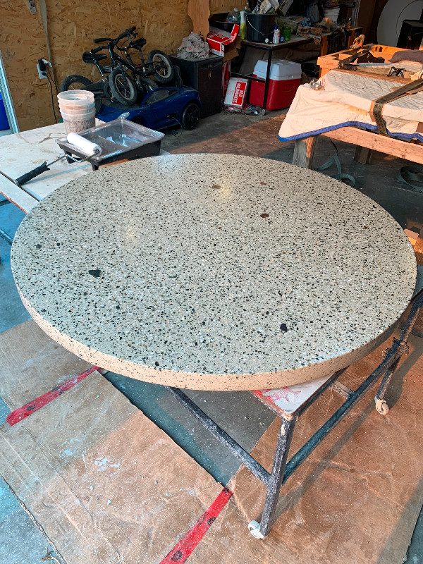 Concrete Patio Table in Patio & Garden Furniture in Whistler - Image 2