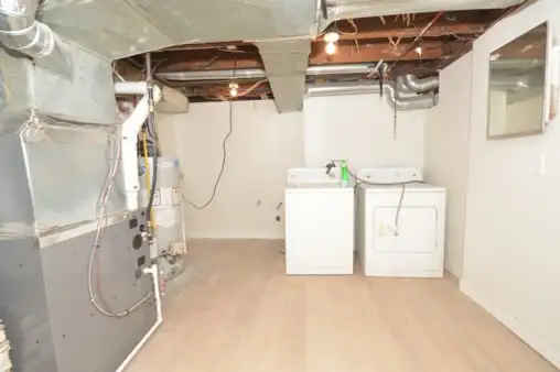 For Rent: Studio Apartment – $1,300 All Inclusive in Long Term Rentals in Sudbury - Image 5