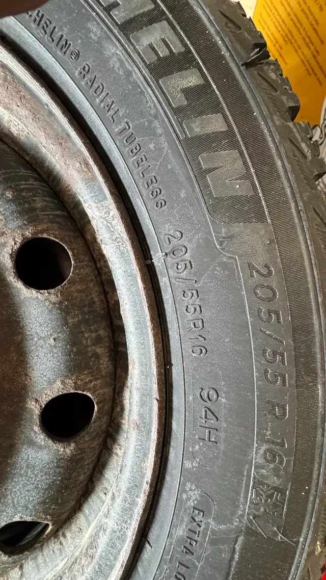 205/55 R16 winter tires on rims in Tires & Rims in Markham / York Region - Image 3