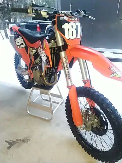 2020 KTM 250 sxf In great condition and ready to ride or race. 150 hrs on bike, 12 hrs on motor rebu...