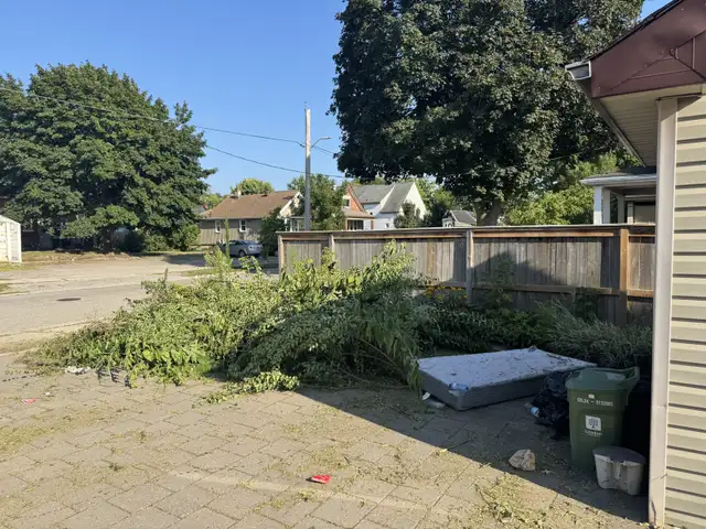 Junk Removal64840202457090124