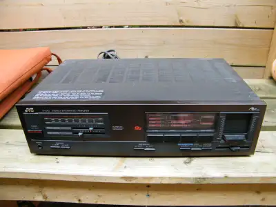 EXCELLENT VINTAGE JVC Integrated Amplifier, View more