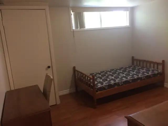 Waterloo Student Rooms Rental in Room Rentals & Roommates in Kitchener / Waterloo - Image 7
