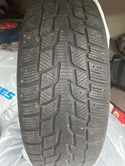 4 cooper winter tires 215/65/R16 still in very good shape $120