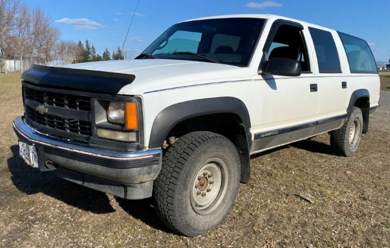 For Sale 1999 Chevy Suburban 2500 4x4