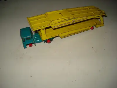 frosale matchbox trucks dodge with horse trailer $45.00 / green cab over and float $30.00/ / / car h...