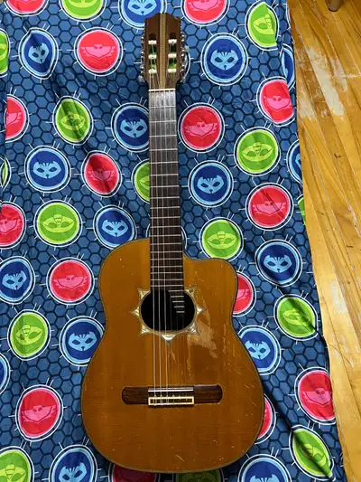 Requinto guitar (all solid wood), View more