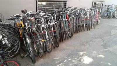 vous pouvez échanger votre vieux velo avec un velo qui est prêt, View more