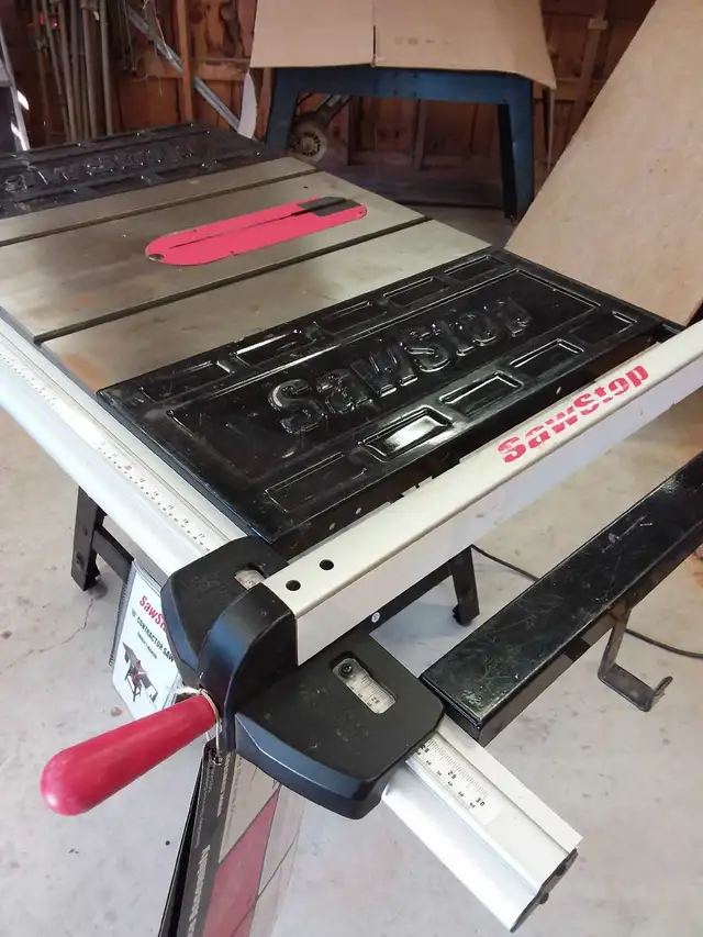SAW STOP Table saw great condition in Power Tools in Norfolk County - Image 3