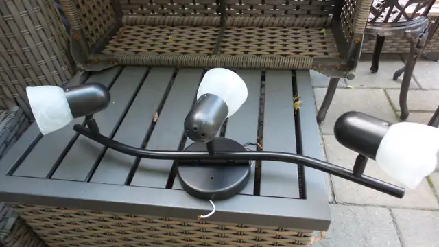 Wall or Ceiling Lights535727006318612482