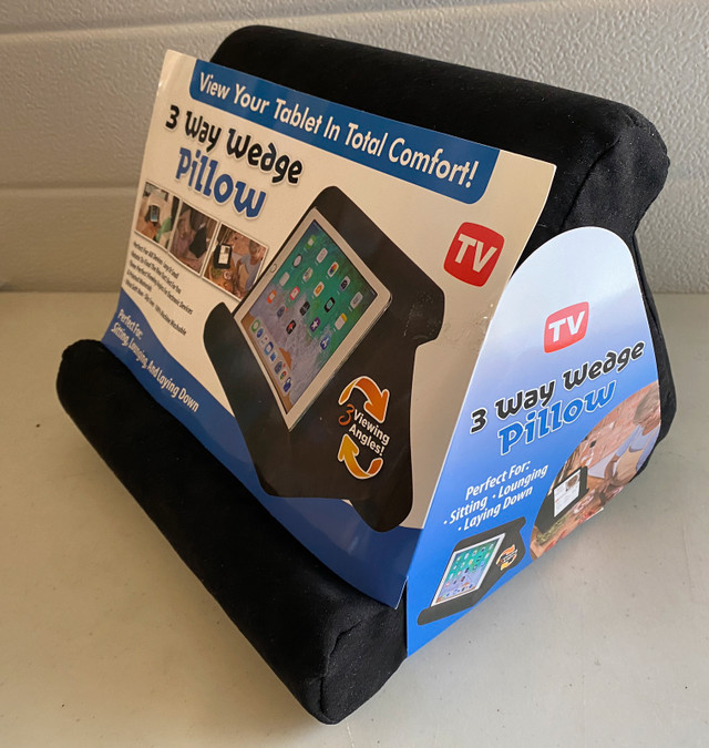 3-Way Pillow Pad for Tablet/iPad/iPhone or device easy viewing! in iPads & Tablets in Saskatoon - Image 2