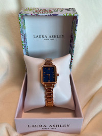 BRAND NEW! Rose Gold Blue Dial Bracelet Watch