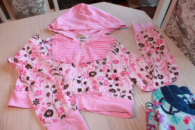 6 piece lot Size 14 girls  all 6 pieces for $12 in Kids & Youth in Oshawa / Durham Region - Image 4