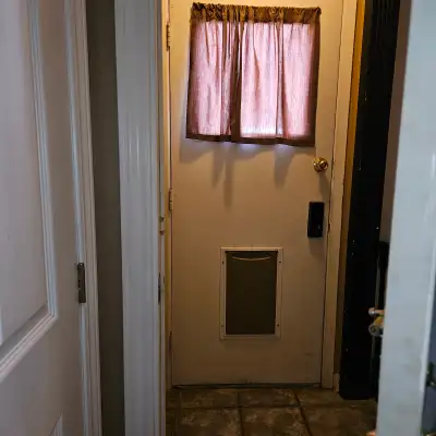 One bedroom basement apartment separate entrance Suitable for single person Tennant will pay 40% of...