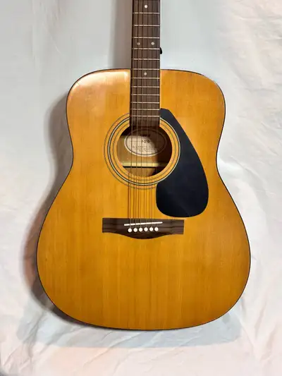 guitare acoustique Yamaha F310, View more
