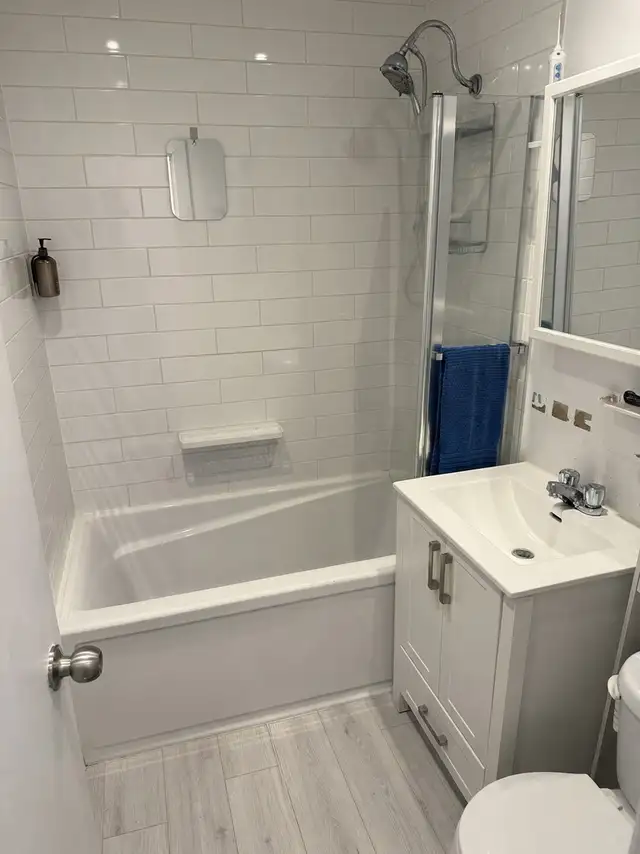chambre à louer  in Room Rentals & Roommates in City of Montréal - Image 5