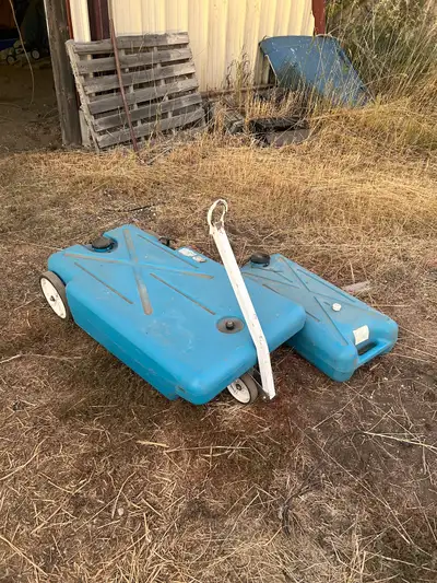 2 Rv tote tanks. 30 gallon towable and a smaller 10 gallon. Text 306-260-9807