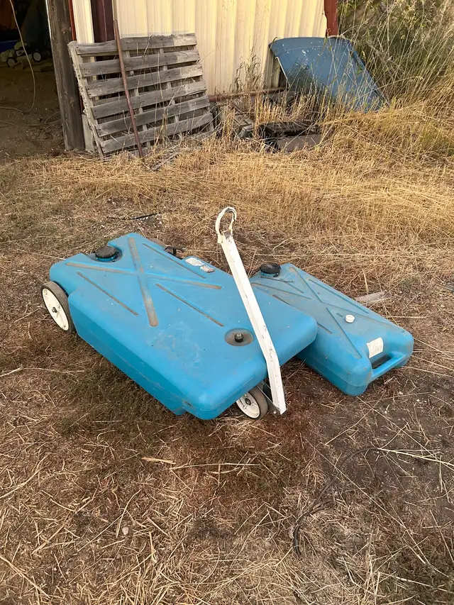 Rv tote tank in RV & Camper Parts & Accessories in Saskatoon - Image 2