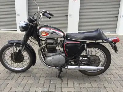 No need to ask is still for sale No to any trade I will answer only by phone (sorry no time for emai...