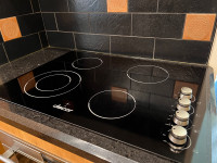 Dacor Black electric cooktop 30” 