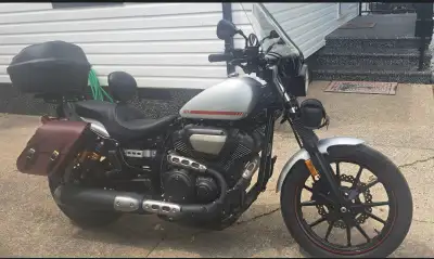 Yamaha Bolt 2020 , Like New. With additional accessories.