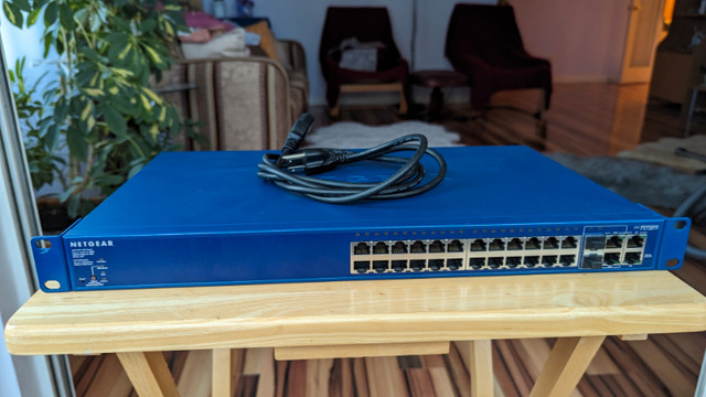 FS728TP NetGear ProSafe 24 Ports PoE Smart Managed Switch in Networking in City of Toronto - Image 2