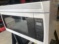 Panasonic over the range Microwave w/exhaust fan