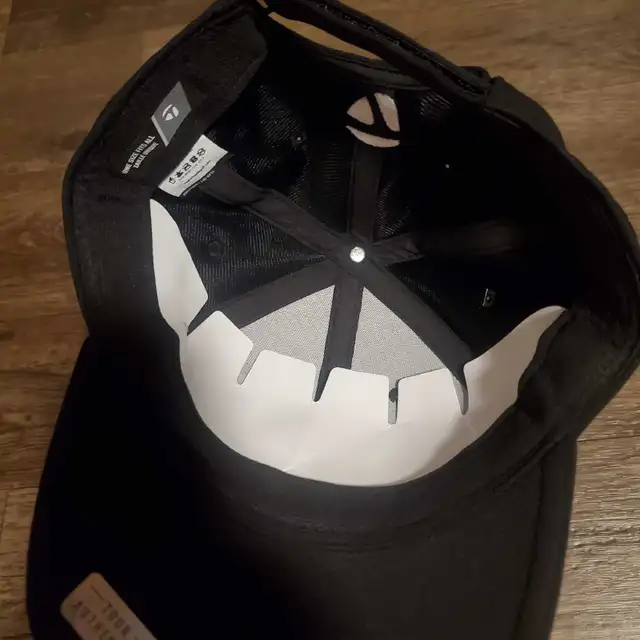 Brand New TAYLORMADE CARBONWOOD Golf Hat in Golf in Barrie - Image 7